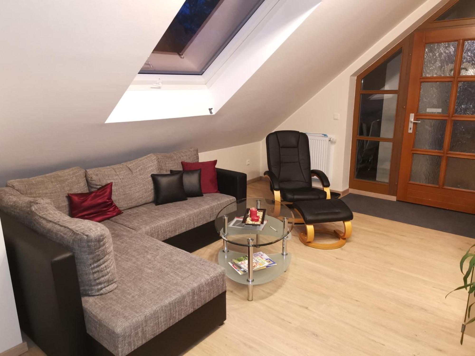 Studio Und Apartment Auf Dem Pferdehof Burgpreppach 外观 照片